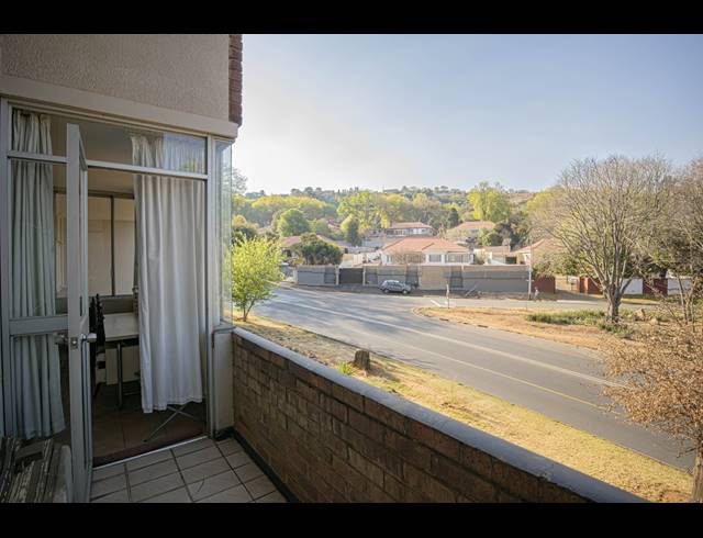 2 BEDROOM APARTMENT FOR SALE IN CYRILDENE